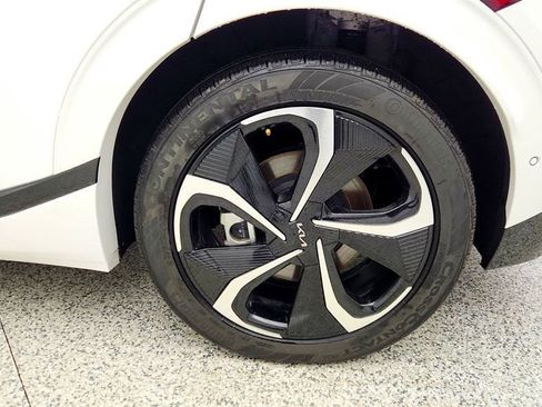 Used 2023 Kia EV6 GT-Line image 9