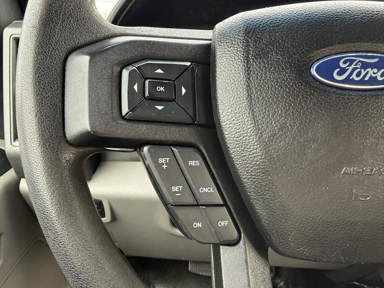 Used 2017 Ford F250 XL w/ Power Equipment Group AWD/4WD image 18