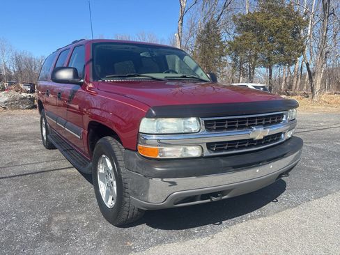 Used 2004 Chevrolet Suburban LS w/ Preferred Equipment Group image 8