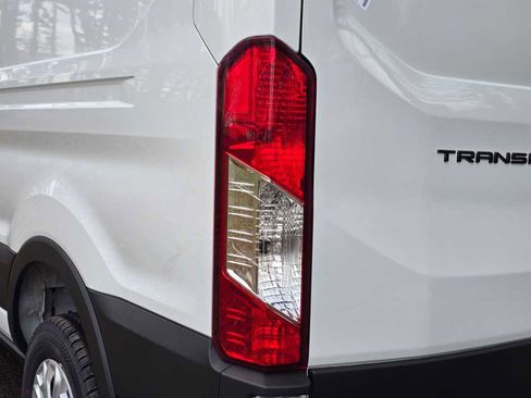 New 2026 Ford Transit 250 148 Medium Roof image 11