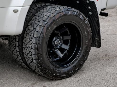 Used 2022 Ford F450 Limited w/ FX4 Off-Road Package AWD/4WD image 65