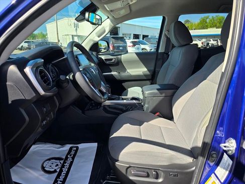 Used 2023 Toyota Tacoma SR5 image 11