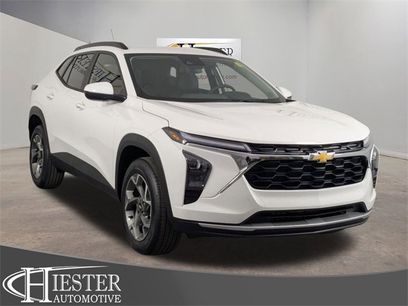 Certified 2025 Chevrolet Trax LT w/ Driver Confidence Package