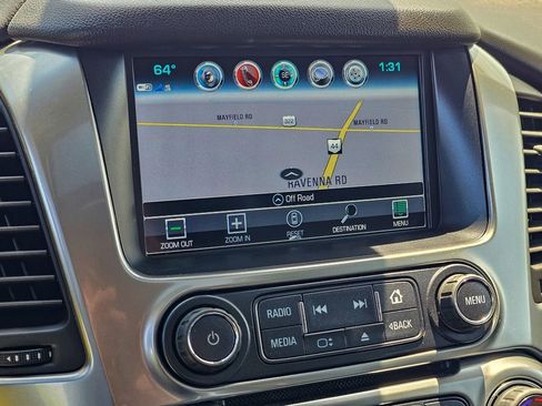Used 2017 Chevrolet Tahoe LT w/ LT Signature Package AWD/4WD image 26