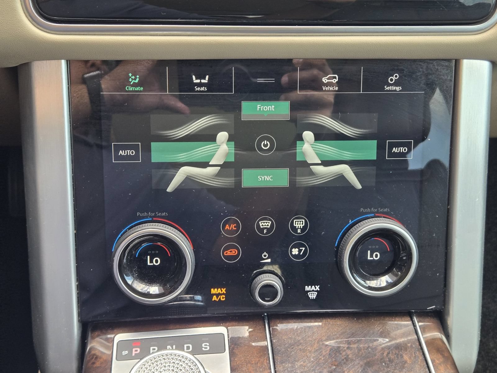 Used 2020 Land Rover Range Rover HSE AWD/4WD image 17