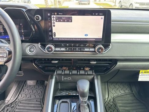 Used 2023 Chevrolet Colorado LT w/ LT Convenience Package II image 25