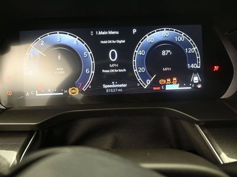 Used 2022 Jeep Grand Cherokee L Laredo w/ Luxury Tech Group I RWD image 12