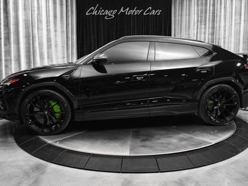 Used 2020 Lamborghini Urus image 1