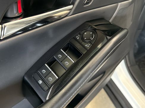 Certified 2023 MAZDA CX-30 AWD 2.5 S w/ Preferred Package image 13