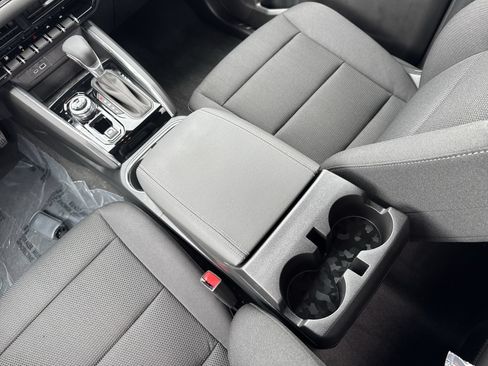 New 2026 GMC Canyon Elevation w/ Convenience Package AWD/4WD image 22