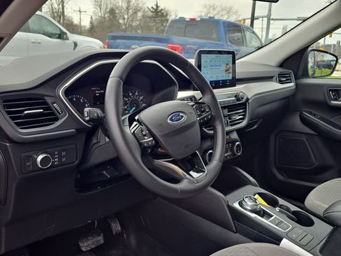 Certified 2022 Ford Escape SE w/ Convenience Package image 16