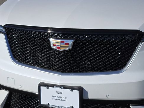 New 2025 Cadillac XT6 Sport image 39