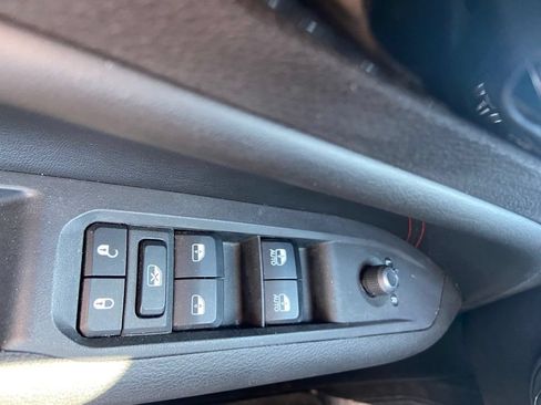 Used 2024 Jeep Compass Trailhawk AWD/4WD image 23