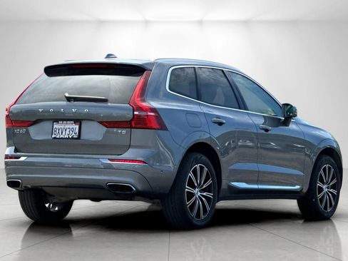 Used 2021 Volvo XC60 T5 Inscription w/ Advanced Package image 3