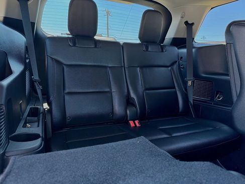 Used 2020 Ford Explorer XLT w/ Equipment Group 202A image 24