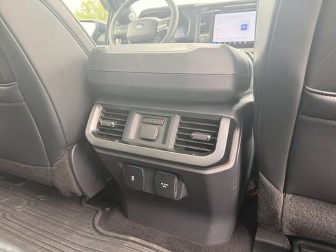 Used 2024 Ford F150 Platinum AWD/4WD image 26