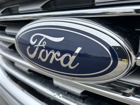 Used 2022 Ford Edge SEL AWD/4WD image 10
