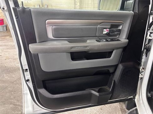 Used 2016 RAM 1500 Big Horn image 12