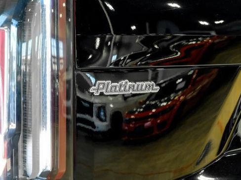 Used 2022 Cadillac Escalade ESV Sport Platinum w/ Heavy-Duty Trailer Package AWD/4WD image 83