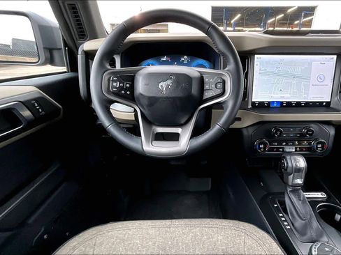 Certified 2025 Ford Bronco Big Bend image 6