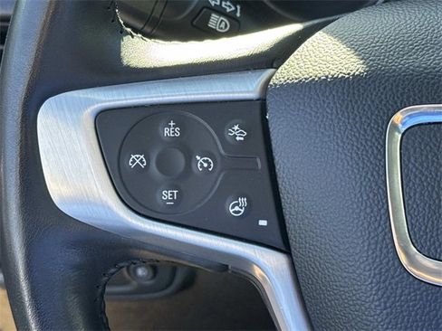 Used 2022 GMC Terrain SLT image 28