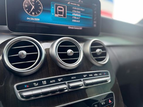Used 2019 Mercedes-Benz C 300 Sedan image 59