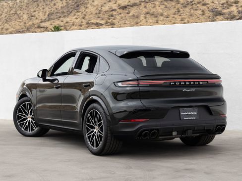 New 2026 Porsche Cayenne E-Hybrid Coupe image 3