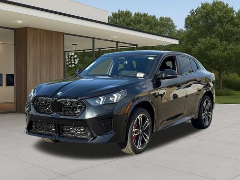 New 2026 BMW X2 xDrive28i w/ Technology Package AWD/4WD image 2