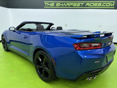 Used 2016 Chevrolet Camaro LT RWD image 7