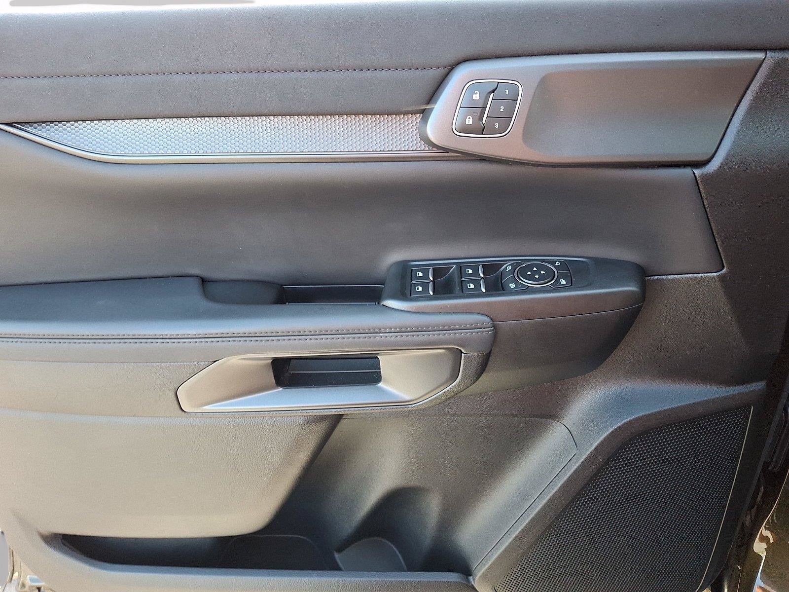 Used 2025 Ford Ranger Raptor AWD/4WD image 12