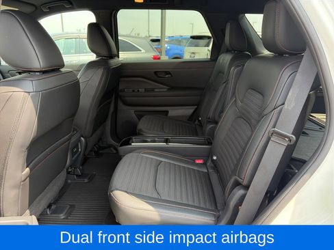 Used 2025 Nissan Pathfinder Rock Creek AWD/4WD image 26
