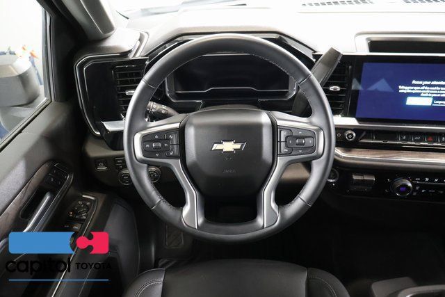 Used 2024 Chevrolet Silverado 3500 LTZ AWD/4WD image 17