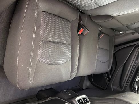 Used 2022 GMC Terrain SLE w/ Driver Convenience Package image 22