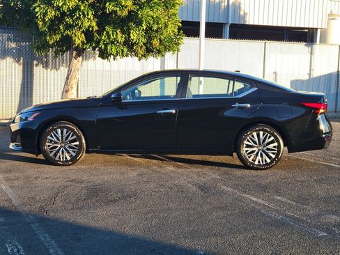 Used 2023 Nissan Altima 2.5 SV image 27