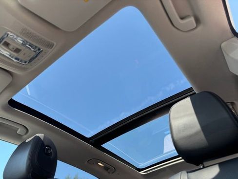 Used 2025 Mercedes-Benz GLE 350 4MATIC image 62