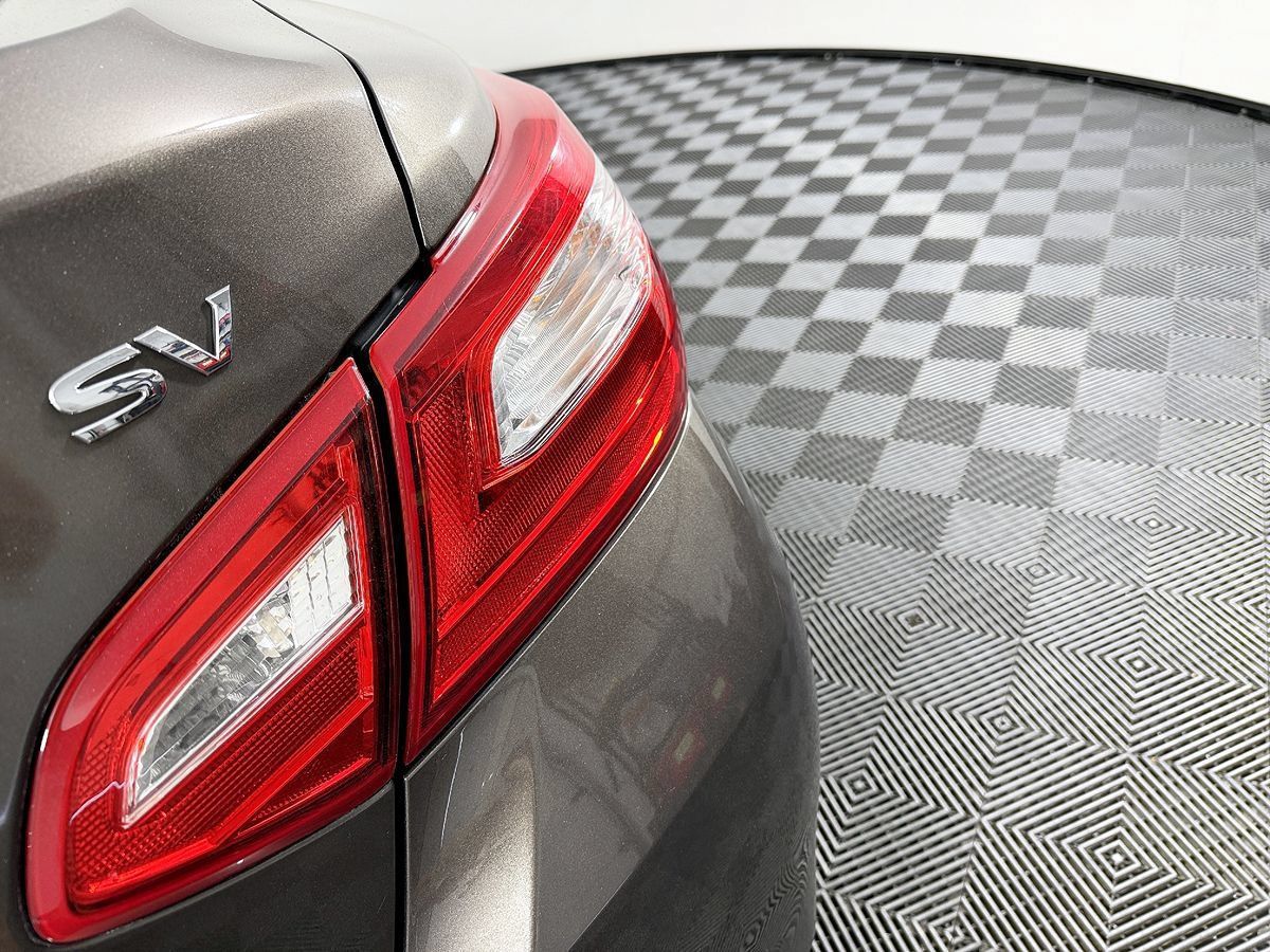 Used 2017 Nissan Altima 2.5 SV FWD image 11
