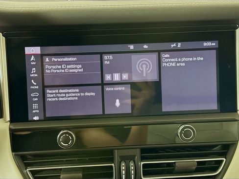 Used 2022 Porsche Macan GTS image 15