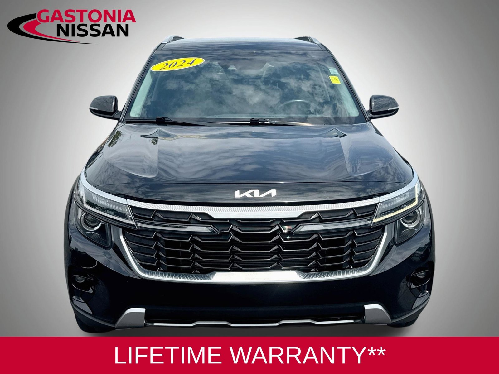 Used 2024 Kia Seltos S FWD image 2