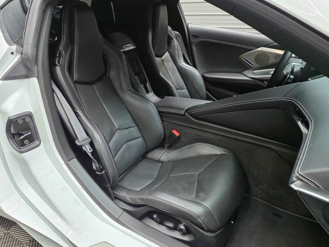 Used 2023 Chevrolet Corvette Stingray Preferred Cpe w/ 2LT RWD image 16