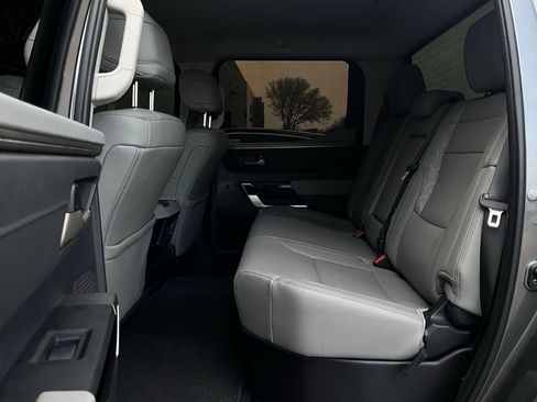 Used 2022 Toyota Tundra Limited w/ Power Package image 12