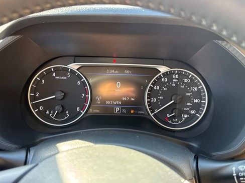 New 2025 Nissan Sentra SV w/ SV Premium Package image 32