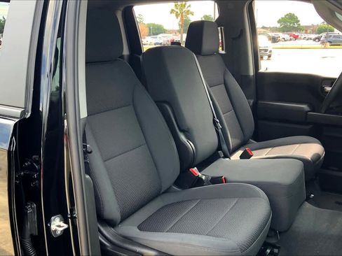 Used 2021 Chevrolet Silverado 1500 Custom RWD image 9
