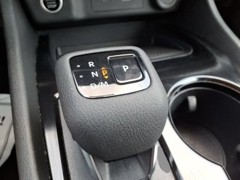 Certified 2023 Nissan Rogue SV w/ SV Premium B Package AWD/4WD image 25