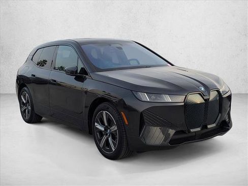 New 2026 BMW iX xDrive45 image 7