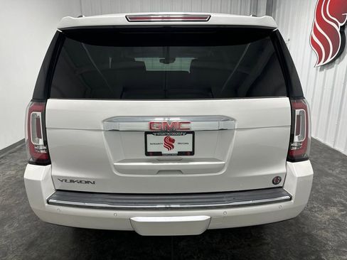 Used 2020 GMC Yukon Denali w/ Denali Ultimate Package AWD/4WD image 8