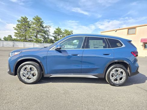 New 2026 BMW X1 xDrive28i w/ Technology Package AWD/4WD image 3