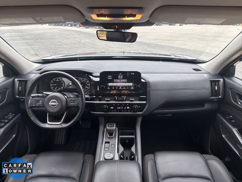 Used 2025 Nissan Pathfinder SL image 23