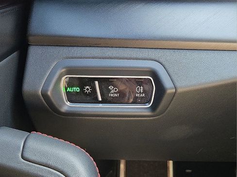 Used 2024 Lamborghini Urus S image 25