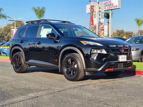 New 2026 Nissan Rogue SV image 14