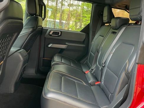 Used 2021 Ford Bronco Badlands AWD/4WD image 17